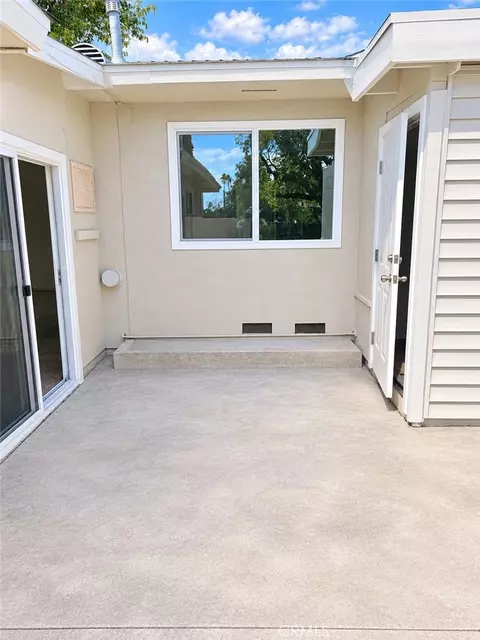 Exterior - 149 W W Grv, Rialto, CA 92376 photo 4 of 5