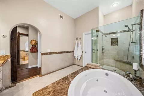 Bath - 30226 Corte Cantania, Temecula, CA 92591 photo 3 of 5