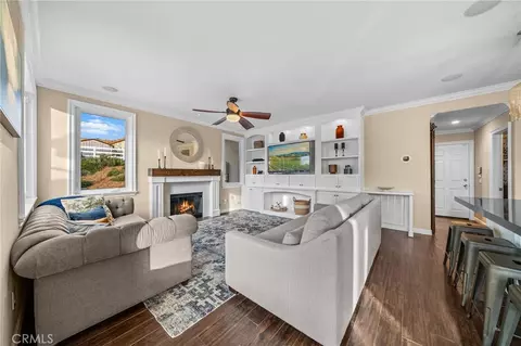 Living - 30226 Corte Cantania, Temecula, CA 92591 photo 4 of 5
