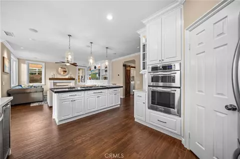 Kitchen - 30226 Corte Cantania, Temecula, CA 92591 photo 3 of 8