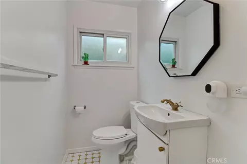 Bath - 1247 Devon, Redlands, CA 92374 photo 2 of 2