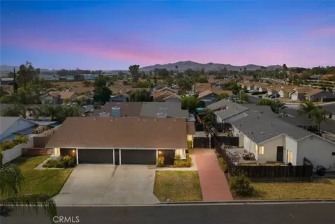 View/Area - 371 Red Cedar, Perris, CA 92570 photo 1 of 2