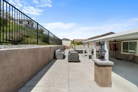 Exterior - 24763 Silver Stone Ct, Menifee, CA 92584 photo 4 of 9