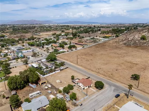 View/Area - 19482 Ray Ave, Riverside, CA 92508 photo 8 of 10
