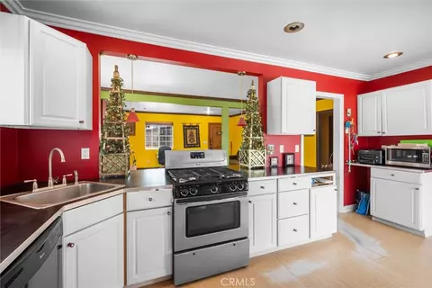 Kitchen - 19482 Ray Ave, Riverside, CA 92508 photo 3 of 4