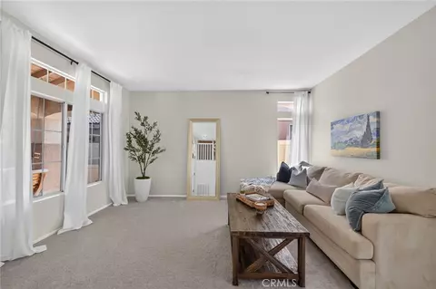 Living - 44885 Corte Casa, Temecula, CA 92592 photo 4 of 5