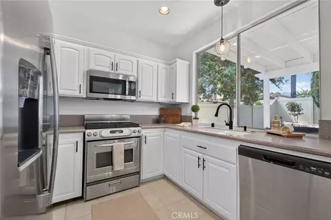 Kitchen - 44885 Corte Casa, Temecula, CA 92592 photo 1 of 2
