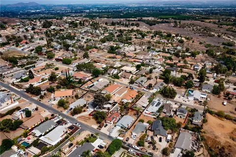 View/Area - 14464 Harvey, Riverside, CA 92503 photo 9 of 15