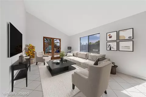 Living - 14464 Harvey, Riverside, CA 92503 photo 4 of 9