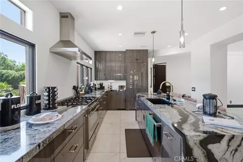Kitchen - 6930 Sandtrack, Riverside, CA 92506 photo 3 of 5