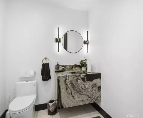 Bath - 6930 Sandtrack, Riverside, CA 92506 photo 1 of 10