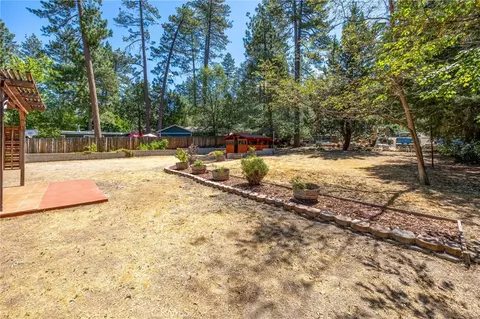 Exterior - 53435 Idyllbrook Dr, Idyllwild, CA 92549 photo 4 of 20