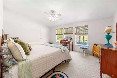 Bedroom - 53435 Idyllbrook Dr, Idyllwild, CA 92549 photo 3 of 6
