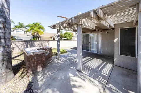 Exterior - 28775 Bridge Water Ln, Menifee, CA 92584 photo 4 of 13