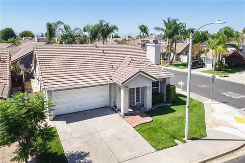 View/Area - 28775 Bridge Water Ln, Menifee, CA 92584 photo 2 of 7