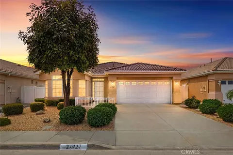 27927 Blaze Ln, Sun City, CA 92585