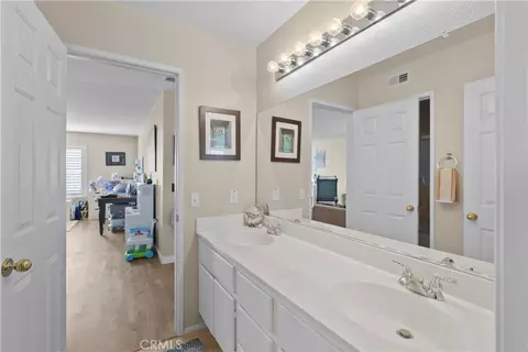 Bath - 44801 Shale, Temecula, CA 92592 photo 3 of 5