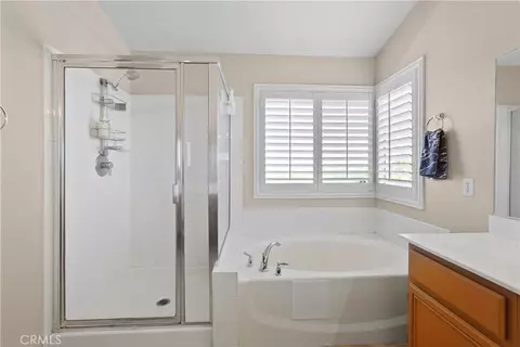 Bath - 44801 Shale, Temecula, CA 92592 photo 5 of 5