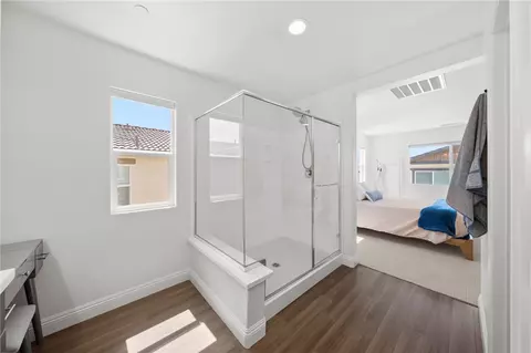 Bath - 24237 Hazelnut Ave, Murrieta, CA 92562 photo 3 of 4