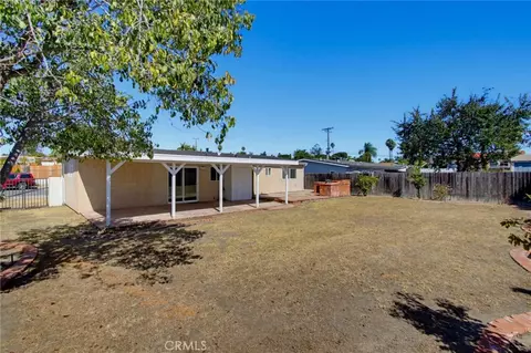 Exterior - 2816 Louise St, Oceanside, CA 92056 photo 8 of 9