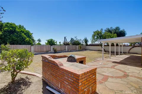 Exterior - 2816 Louise St, Oceanside, CA 92056 photo 4 of 9