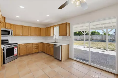 Kitchen - 2816 Louise St, Oceanside, CA 92056 photo 1 of 2