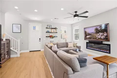 Entry Way - 32672 Brunello Way, Temecula, CA 92591 photo 2 of 5
