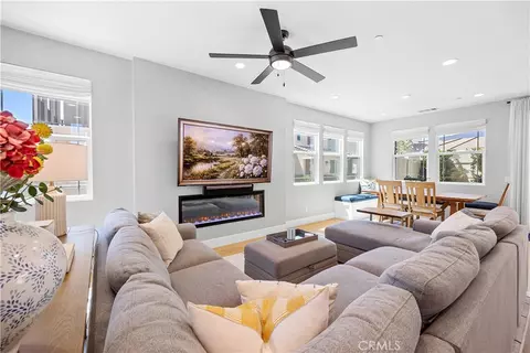Living - 32672 Brunello Way, Temecula, CA 92591 photo 1 of 1