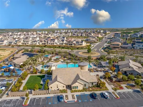View/Area - 32672 Brunello Way, Temecula, CA 92591 photo 8 of 13