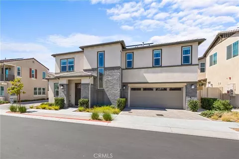 Exterior - 32672 Brunello Way, Temecula, CA 92591 photo 5 of 12