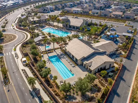 View/Area - 32672 Brunello Way, Temecula, CA 92591 photo 5 of 13