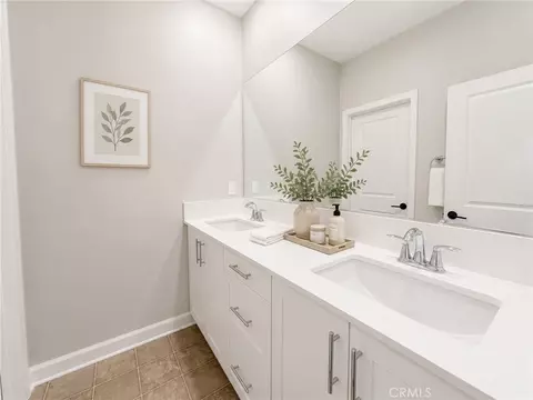 Bath - 3586 Conner Way, Oceanside, CA 92056 photo 3 of 3