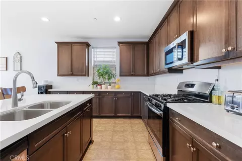 Kitchen - 3105 Produce St, Perris, CA 92570 photo 3 of 3