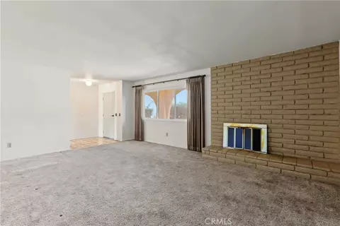 Living - 1631 Hackney, Hemet, CA 92543 photo 3 of 7
