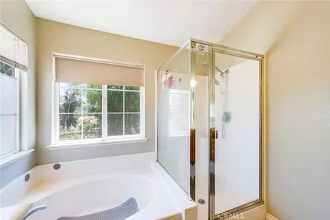 Bath - 12977 Clemson, Eastvale, CA 92880 photo 2 of 3