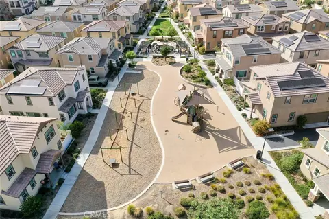 View/Area - 40262 Birchfield #157, Temecula, CA 92591 photo 3 of 9