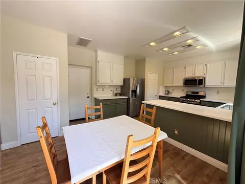 Kitchen - 33193 Romance, Temecula, CA 92592 photo 6 of 6