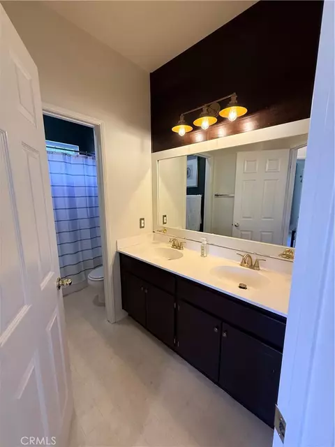 Bath - 33193 Romance, Temecula, CA 92592 photo 1 of 3