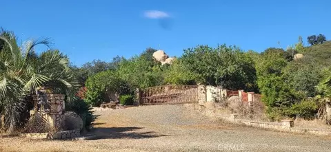 41420 Hacienda Dr, Murrieta, CA 92562