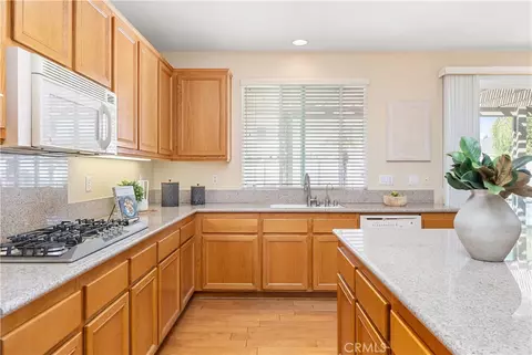 Kitchen - 39879 Camden Ct, Temecula, CA 92591 photo 3 of 5