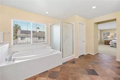 Entry Way - 39879 Camden Ct, Temecula, CA 92591 photo 7 of 8