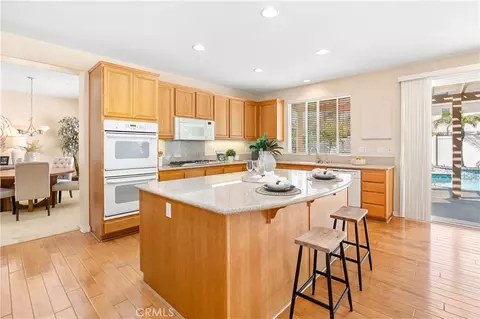 Kitchen - 39879 Camden Ct, Temecula, CA 92591 photo 2 of 5