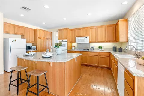 Kitchen - 39879 Camden Ct, Temecula, CA 92591 photo 1 of 5