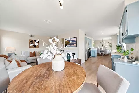 Dining - 32063 Corte Bonilio, Temecula, CA 92592 photo 5 of 5