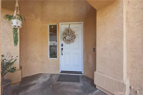 Entry Way - 32063 Corte Bonilio, Temecula, CA 92592 photo 1 of 4