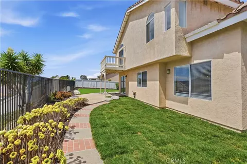Exterior - 32063 Corte Bonilio, Temecula, CA 92592 photo 4 of 8