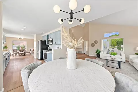 Dining - 32063 Corte Bonilio, Temecula, CA 92592 photo 3 of 5