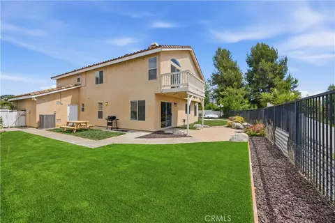 Exterior - 32063 Corte Bonilio, Temecula, CA 92592 photo 5 of 8