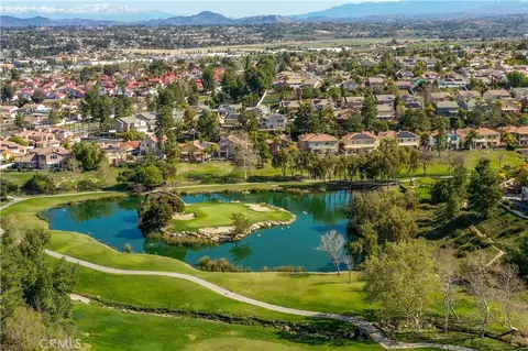 View/Area - 32063 Corte Bonilio, Temecula, CA 92592 photo 8 of 12
