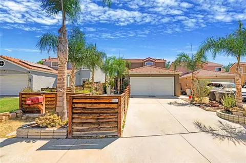 1056 Dahlia Ct, Hemet, CA 92545